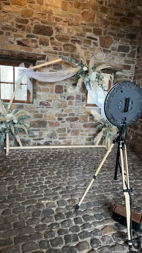 ARCHE HEXAGONALE BOIS