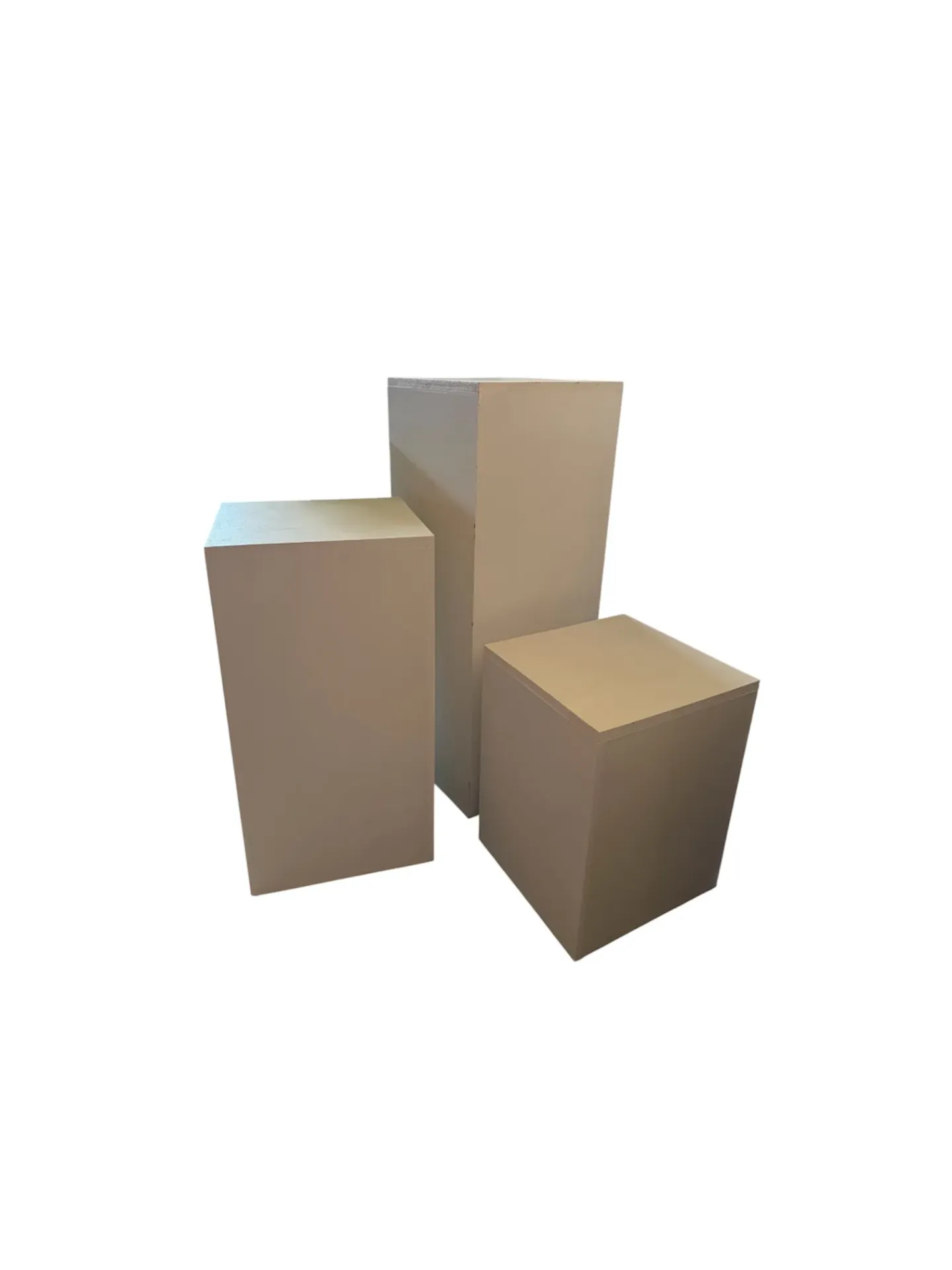 COLONNES EN BOIS BLANC